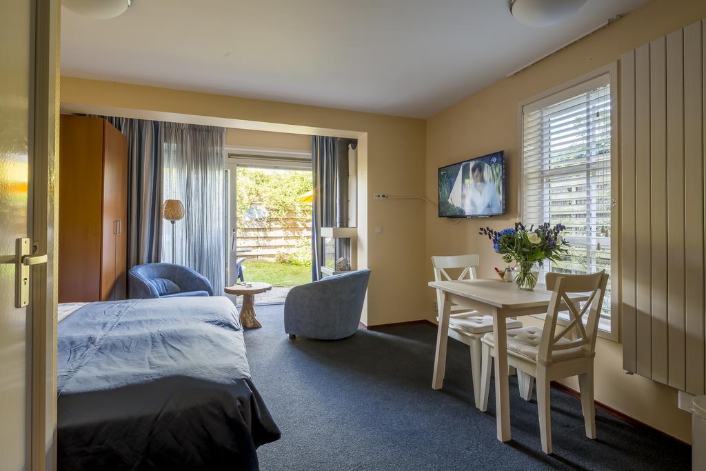 Appartementen De Strandloper แบร์เกิน อาน ซี ภายนอก รูปภาพ