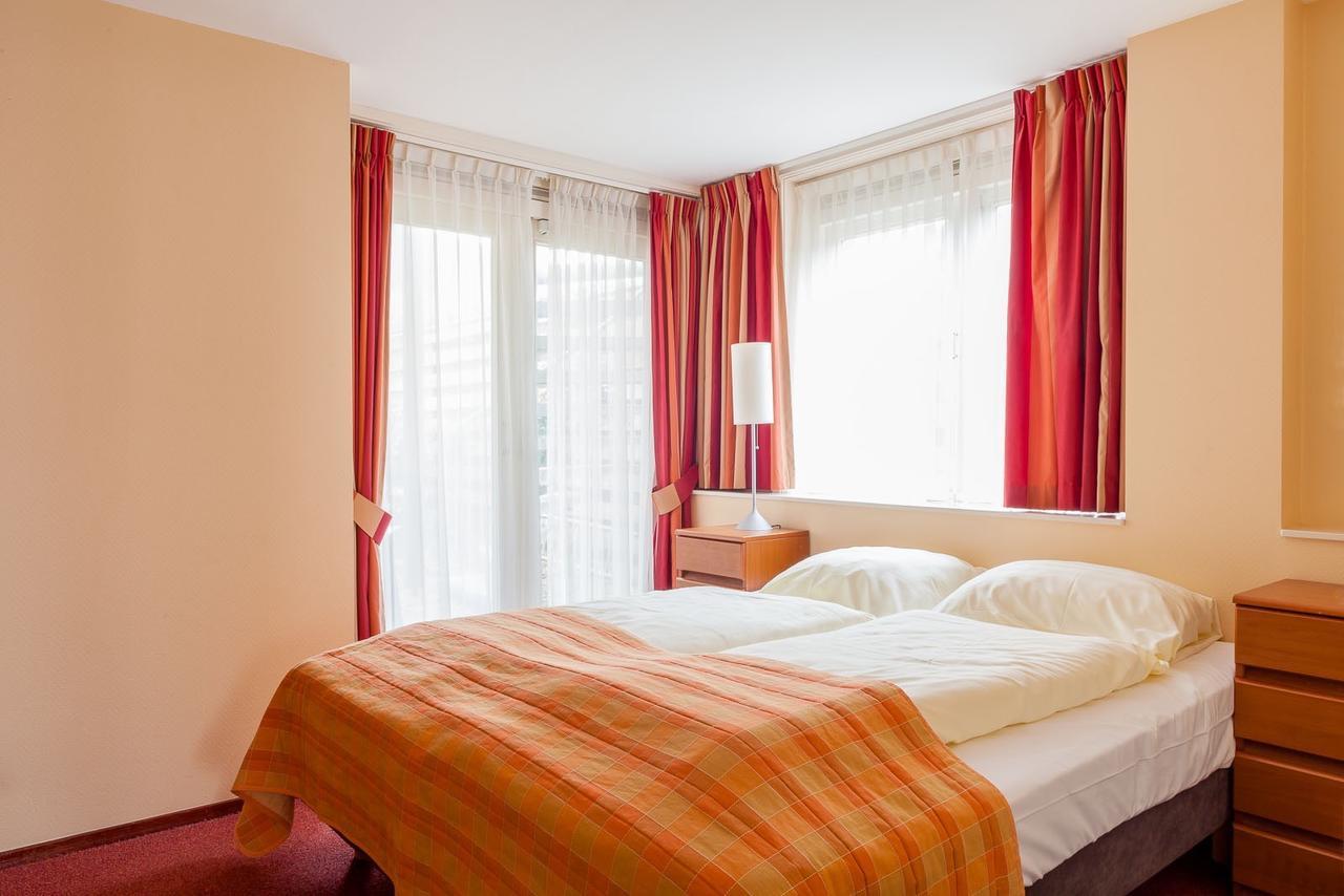 Appartementen De Strandloper แบร์เกิน อาน ซี ภายนอก รูปภาพ